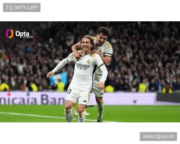 世体:客战黄潜法蒂很可能出场,他上一次踢西甲也是对黄潜 世体:客战黄潜法蒂很可能出场,他上一次踢西甲也是对黄潜